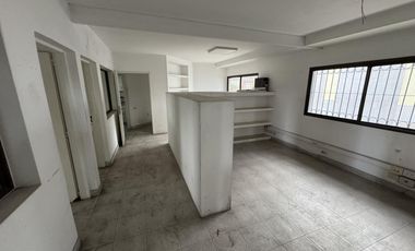 Depósito en Alquiler 1600m2 - Mixtura 3 - La Boca