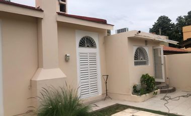 4 Dorm - Consultorio Independiente - Escritorio - Quincho - Pileta