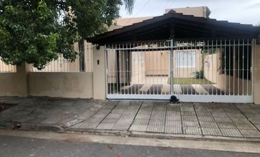 4 Dorm - Consultorio Independiente - Escritorio - Quincho - Pileta