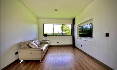 Venta Casa Campestre Parcelación Vía La Ceja San Antonio