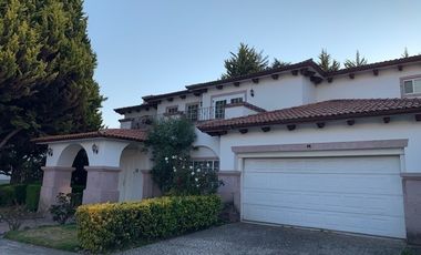 Venta de casa en Los Robles, Lerma Estado de México.