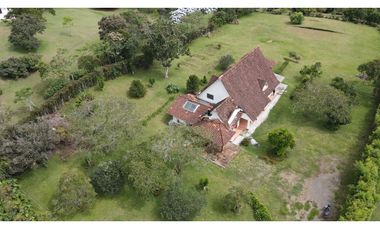 Arriendo finca en parcelación en Rionegro - Vilachuaga