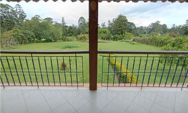 Arriendo finca en parcelación en Rionegro - Vilachuaga