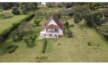 Arriendo finca en parcelación en Rionegro - Vilachuaga