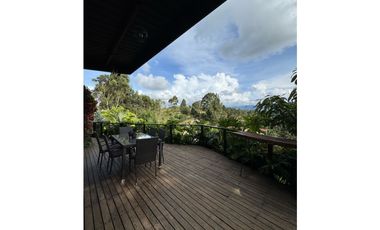SE VENDE FINCA ENTRE EL CARMEN Y RIONEGRO PARCELACIÓN CERRADA CASA MOD