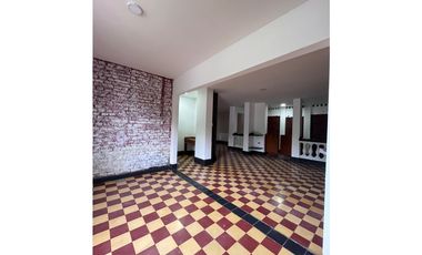LOCAL COMERCIAL  ALTICO