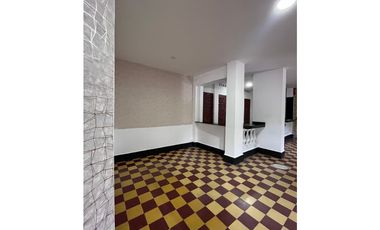 LOCAL COMERCIAL  ALTICO