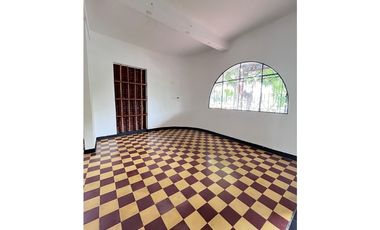 LOCAL COMERCIAL  ALTICO