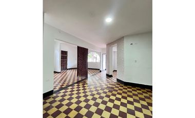 LOCAL COMERCIAL  ALTICO