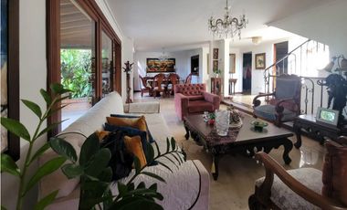 VENTA CASA SECTOR SAUZALITO LOMA DELOS PARRA EL POBLADO MEDELLIN