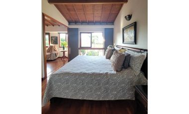 VENTA CASA SECTOR SAUZALITO LOMA DELOS PARRA EL POBLADO MEDELLIN