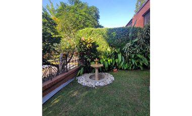 VENTA CASA SECTOR SAUZALITO LOMA DELOS PARRA EL POBLADO MEDELLIN