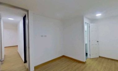 Apartamento en venta en Puerta del Sol 2