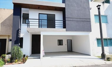Casa en VENTA fracc lomas del sol en la RIVIERA VERACRUZANA