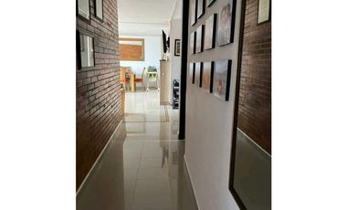 Se vende apartamento excelente  ubicación central