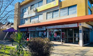 Se arrienda oficina remodelada en Avenida Padre Hurtado
