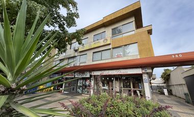 Se arrienda oficina remodelada en Avenida Padre Hurtado