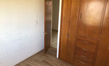 CASA EN RENTA EN fracc LA HERRADURA