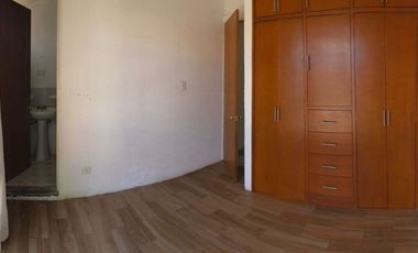 CASA EN RENTA EN fracc LA HERRADURA
