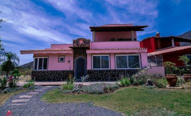 CASA EN VENTA EN AJIJIC, CHAPALA JALISCO