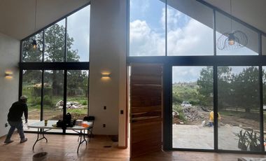 EXCELENTE CABAÑA A ESTRENAR UBICADA EN PINARES DE TAPALPA