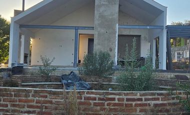 EXCELENTE CABAÑA A ESTRENAR UBICADA EN PINARES DE TAPALPA
