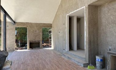 EXCELENTE CABAÑA A ESTRENAR UBICADA EN PINARES DE TAPALPA