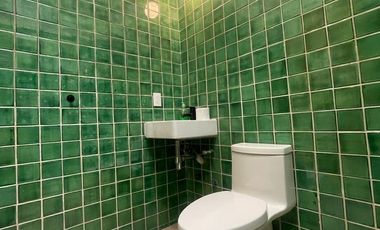 Departamento en planta baja dentro de casa catalogada