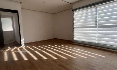 Casa en venta en Calle cerrada en la Florida