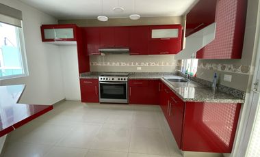 Casa en venta en Calle cerrada en la Florida