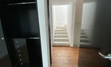 Casa en venta en Calle cerrada en la Florida