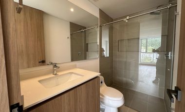 APARTAMENTO EN ARRIENDO EN AV ALBERTO MENDOZA/MANIZALES