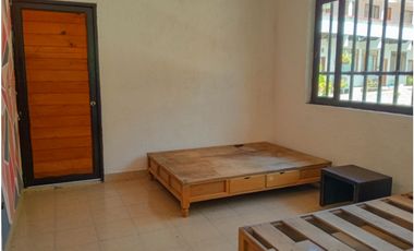 CASA EN RENTA SEMI AMUEBLADA EN VALLE DE BRAVO