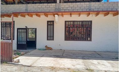 CASA EN RENTA SEMI AMUEBLADA EN VALLE DE BRAVO