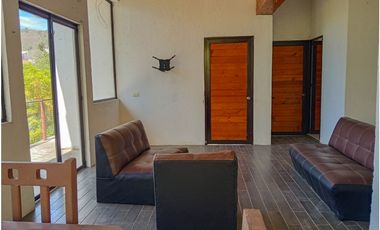 CASA EN RENTA SEMI AMUEBLADA EN VALLE DE BRAVO