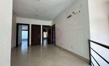 Vendo casa Entre Lagos Samborondon