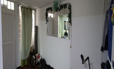 Se Vende Casa En Ciudad Córdoba De Tres Pisos Independientes