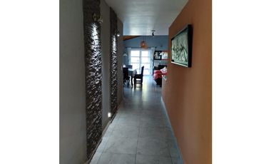 OPORTUNIDAD QUE NO PODES PERDERTE SE VENDE CASA SE ESCUCHAN OFERTAS