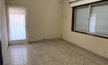 CASA EN VENTA BARRIO LA QUINTA( ACEPTA PERMUTA DTO MENOR EN VCP)