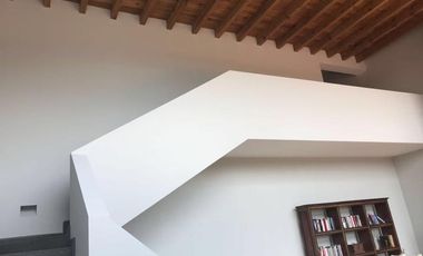Casa en Venta o Renta en el exclusivo frac. Los Encinos