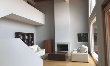 Casa en Venta o Renta en el exclusivo frac. Los Encinos