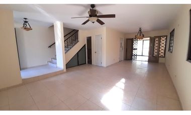 Casa en Alquiler en Albrook # 2054 cad
