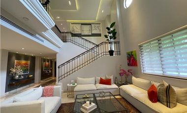 VENTA DE CASA EN CLAYTON - LOS SENDEROS DE CAMINO DE CRUCES
