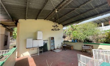 SAN ANTONIO / 1000M2 / 6 HABITACIONES / TERRAZA / ANEXO INDEPENDIENTE