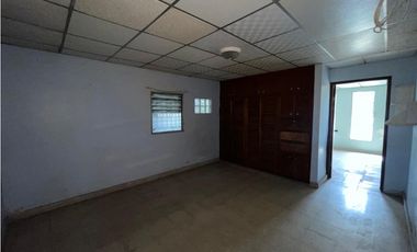 SAN ANTONIO / 1000M2 / 6 HABITACIONES / TERRAZA / ANEXO INDEPENDIENTE