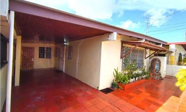 SAN ANTONIO / 1000M2 / 6 HABITACIONES / TERRAZA / ANEXO INDEPENDIENTE
