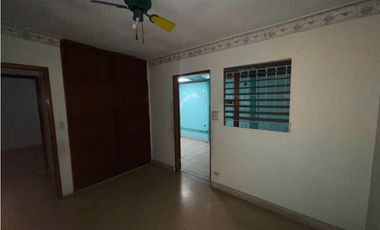 SAN ANTONIO / 1000M2 / 6 HABITACIONES / TERRAZA / ANEXO INDEPENDIENTE