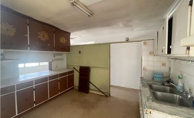 SAN ANTONIO / 1000M2 / 6 HABITACIONES / TERRAZA / ANEXO INDEPENDIENTE