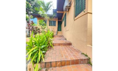 CASA BETANIA / 244 m2 / 3 HABITACIONES / BALCON