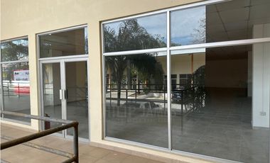 Venta de Local Comercial en Plaza Coronado
